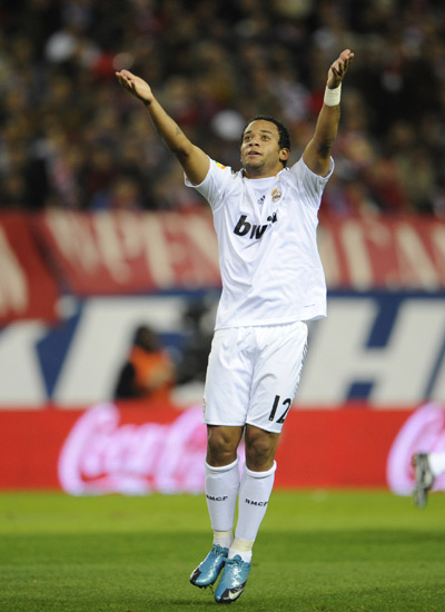 关键失误共 关键失误共