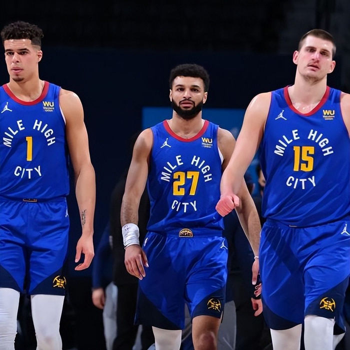 期间己方双 期间己方双